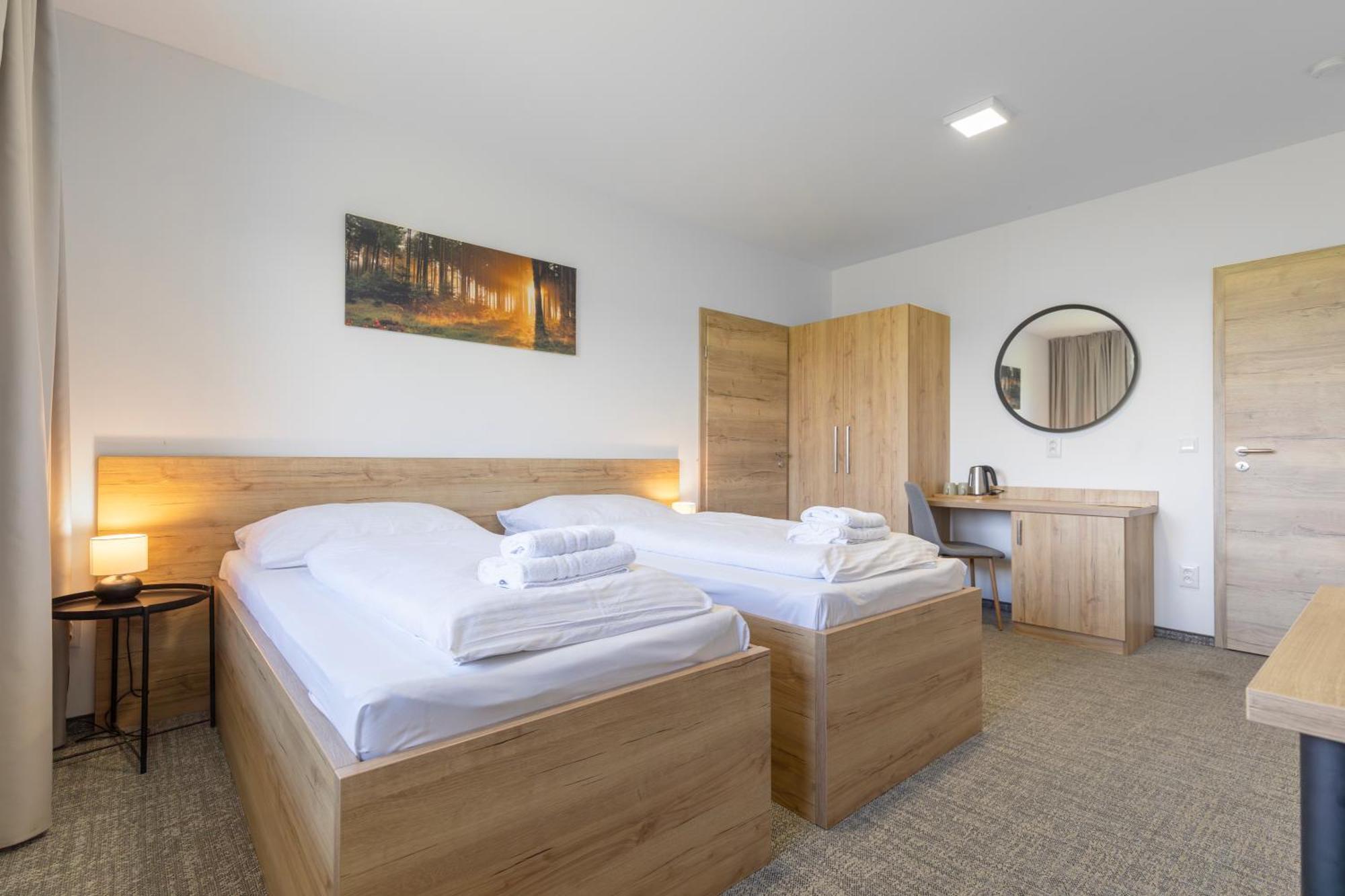 Valašské Meziříčí Sport Hotel Becva מראה חיצוני תמונה